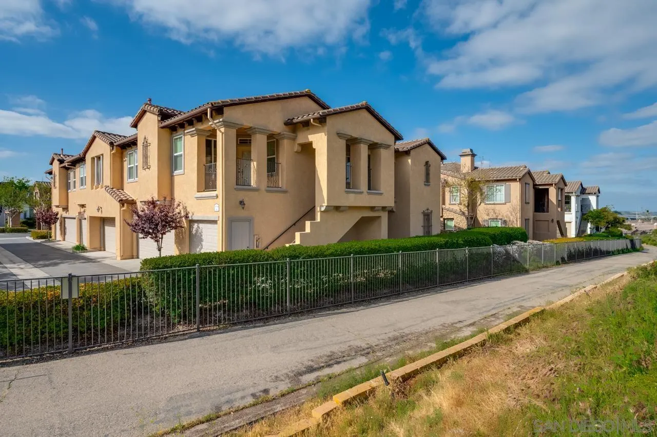 https://cdn.realtyfeed.com/cdn/127/250038949/d17bdcff04180c8fce83e2e2451cfa10.webp