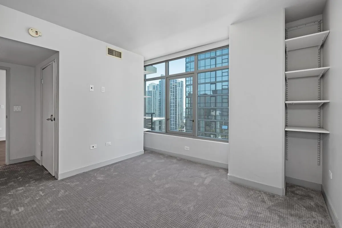 https://cdn.realtyfeed.com/cdn/127/250038950/70fc04309a44fabfeb9c9f34f9db60f2.webp