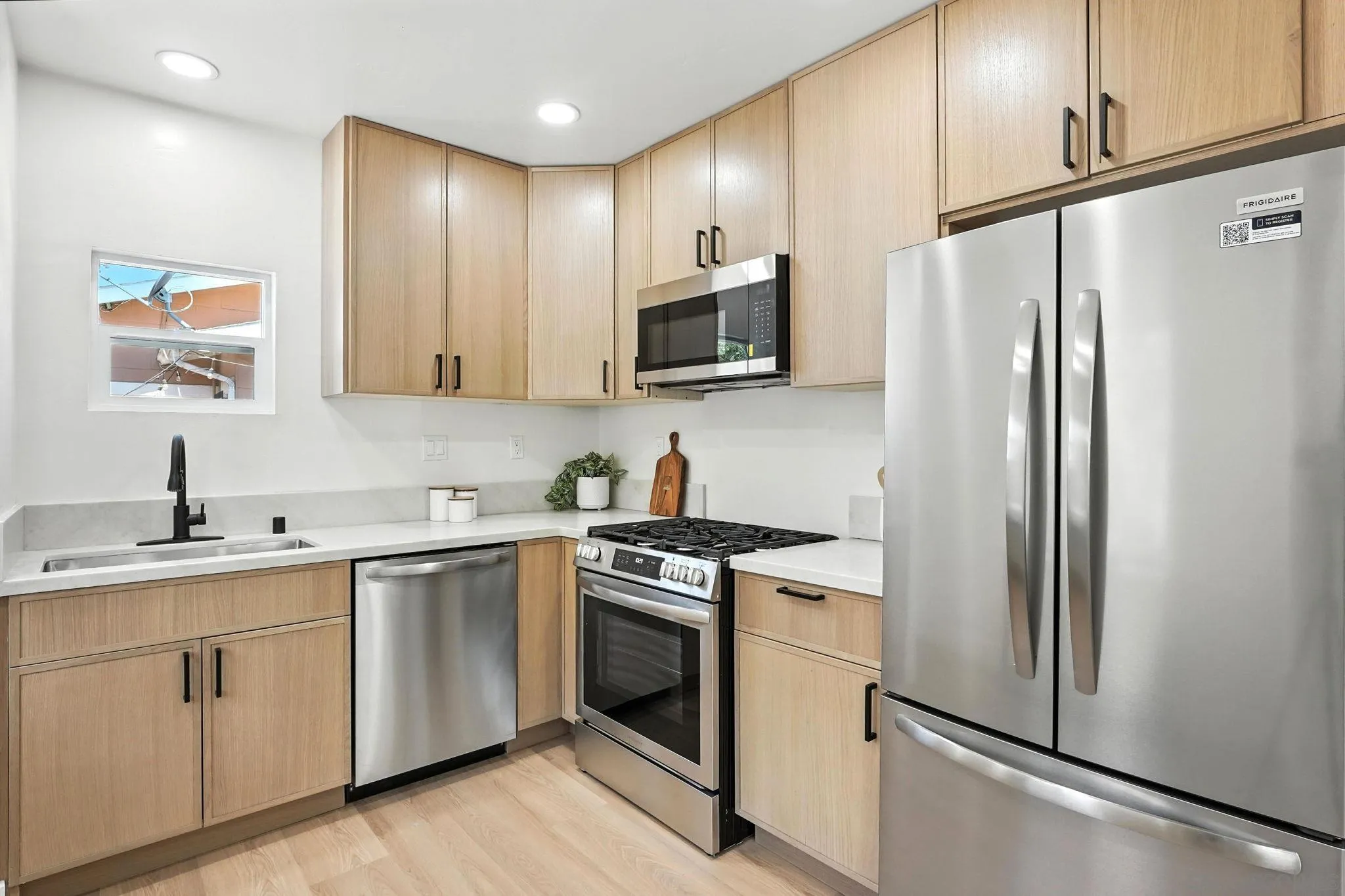 https://cdn.realtyfeed.com/cdn/127/250038951/f6411e8d723be42d19ac50890d0451f8.webp