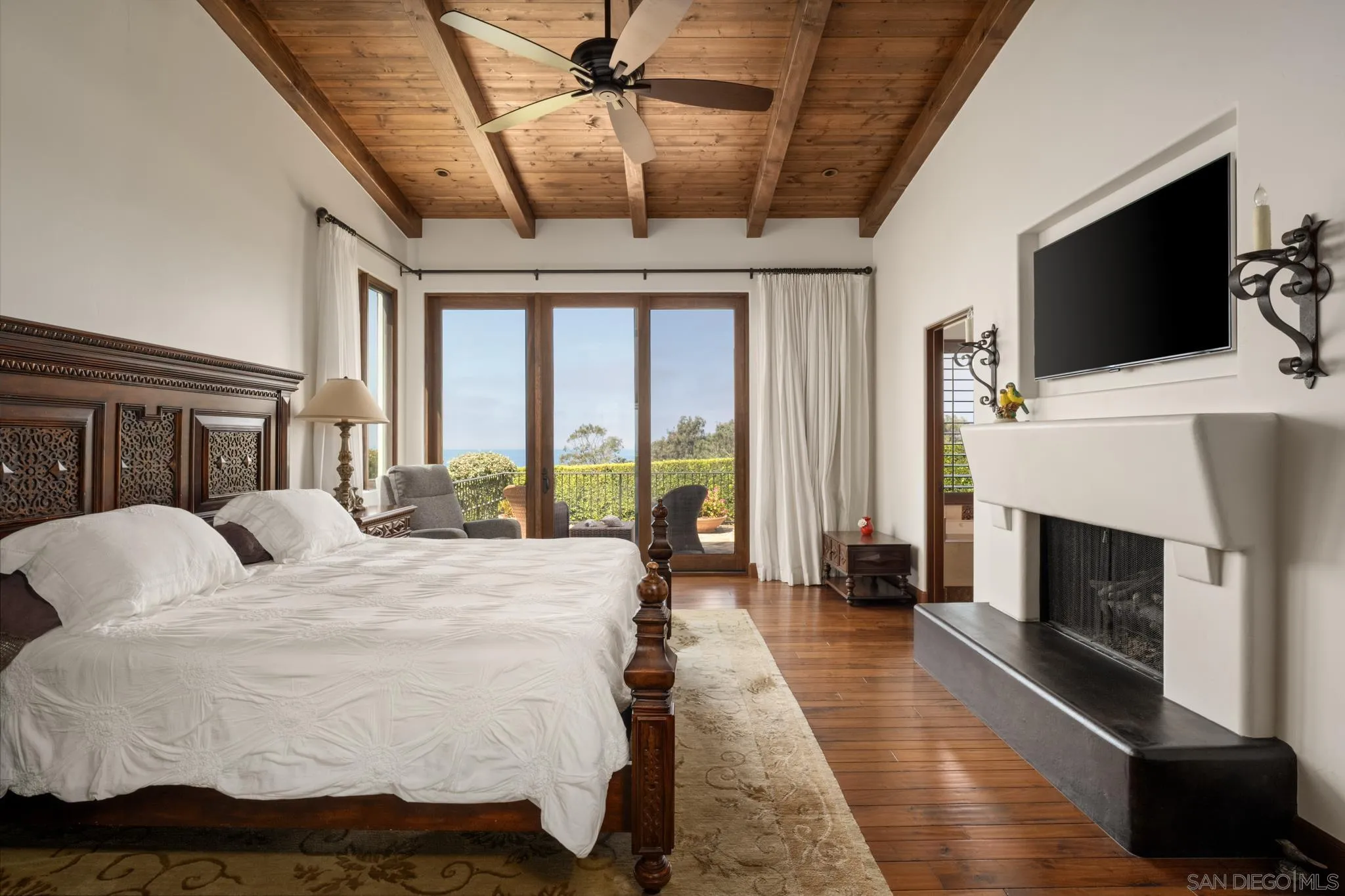 https://cdn.realtyfeed.com/cdn/127/250038956/67f708498c89b4dd0bf430e4de8c04c7.webp