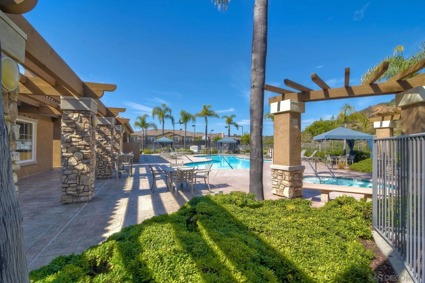 https://cdn.realtyfeed.com/cdn/127/250038959/fb9cc40a5b82e67ab14371a2bcb79d7b.webp