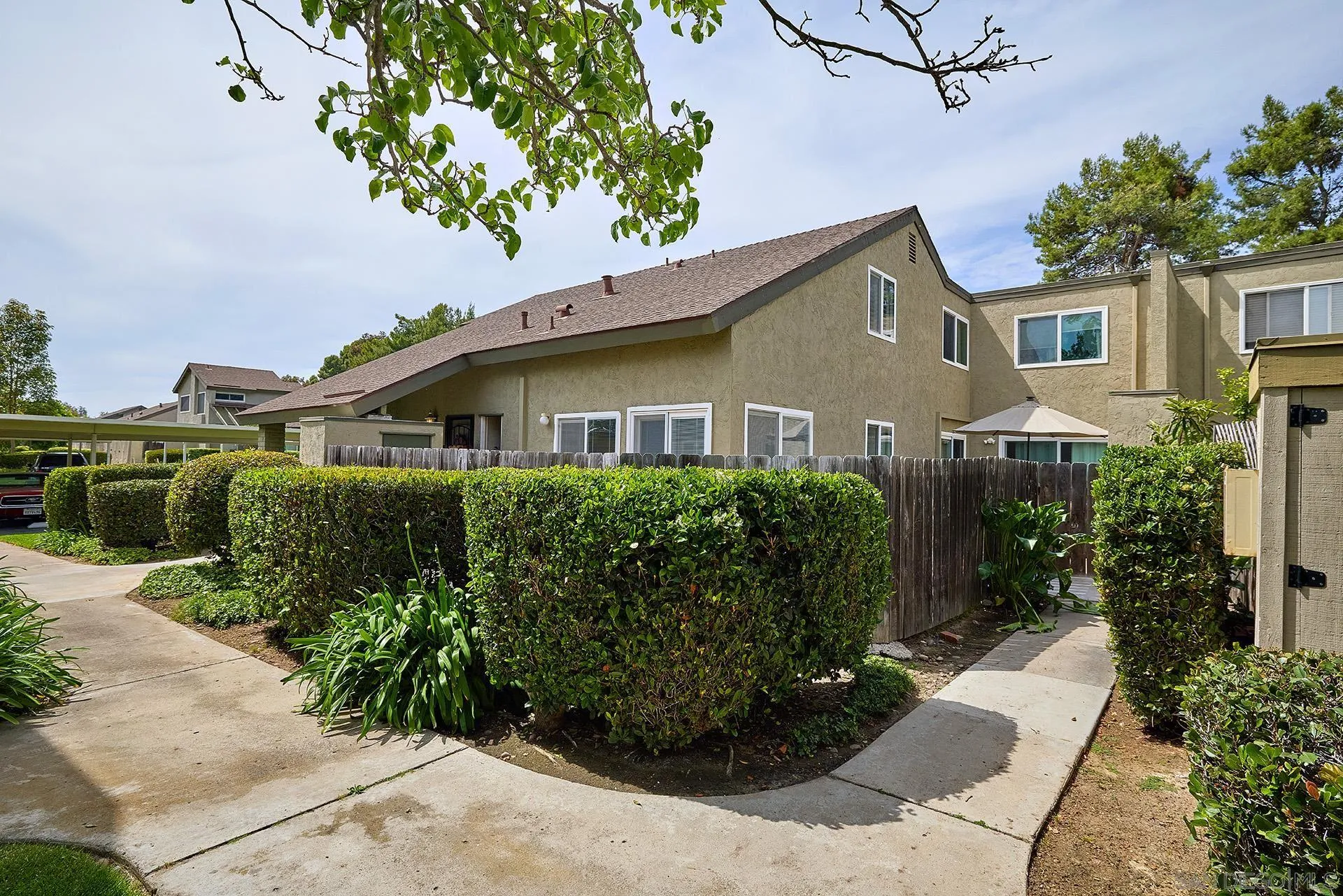 https://cdn.realtyfeed.com/cdn/127/250038961/46df9883cf24e086b5ecf0af6b72158f.webp