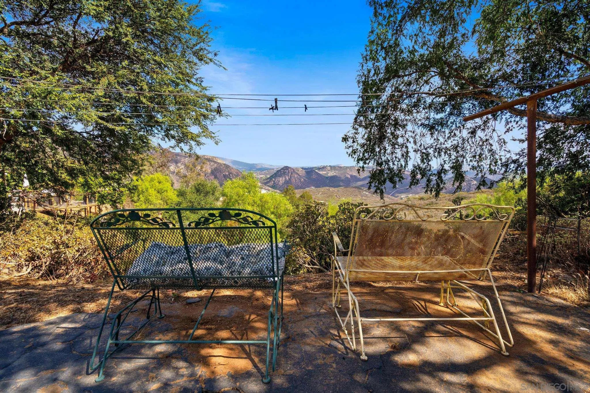 https://cdn.realtyfeed.com/cdn/127/250038962/ef381393e0b161746aaae0aa54ba8115.webp