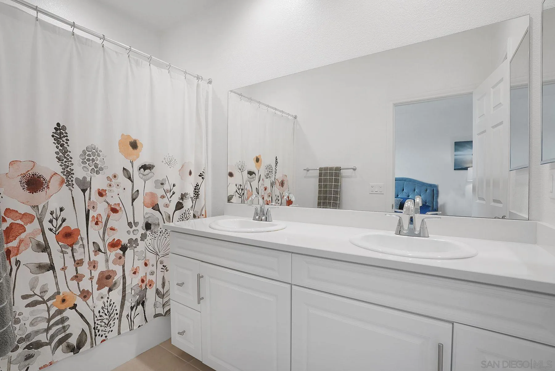 https://cdn.realtyfeed.com/cdn/127/250038976/92f2d3ef82ad2bf1fa9cda9ea09a764f.webp