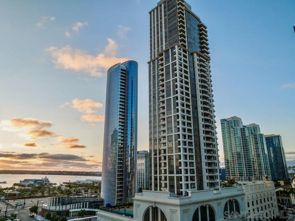 https://cdn.realtyfeed.com/cdn/127/250038981/807fa98f25038c29d45cc880732f9d09.webp