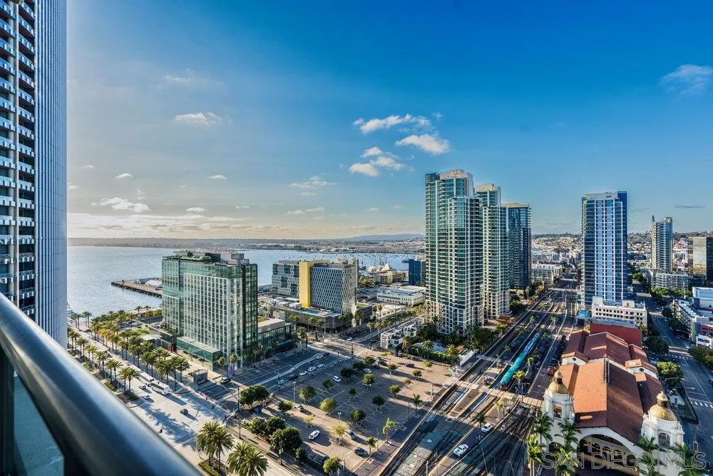 https://cdn.realtyfeed.com/cdn/127/250038981/b2e91e10a809275427fad20bc1eb42a2.webp