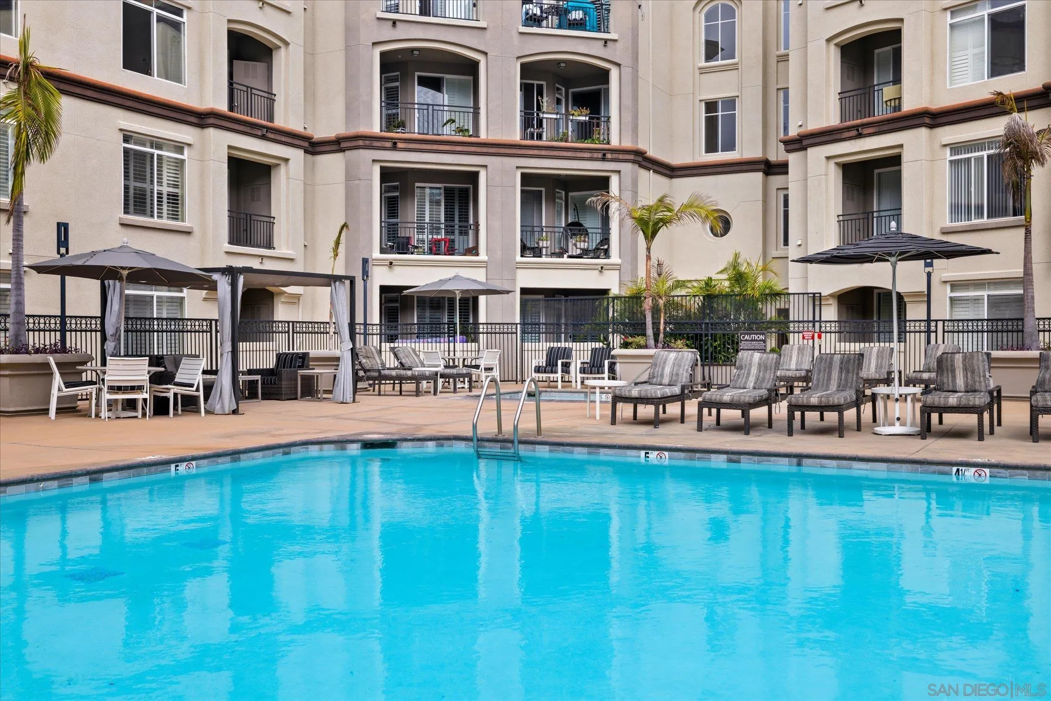 https://cdn.realtyfeed.com/cdn/127/250038991/0450df7458bb7f9fb608513e08636c8a.webp