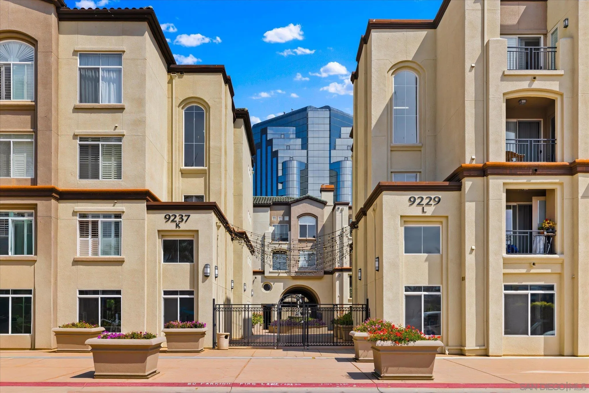 https://cdn.realtyfeed.com/cdn/127/250038991/c8d46d74d33a559a2bfb84032f057276.webp