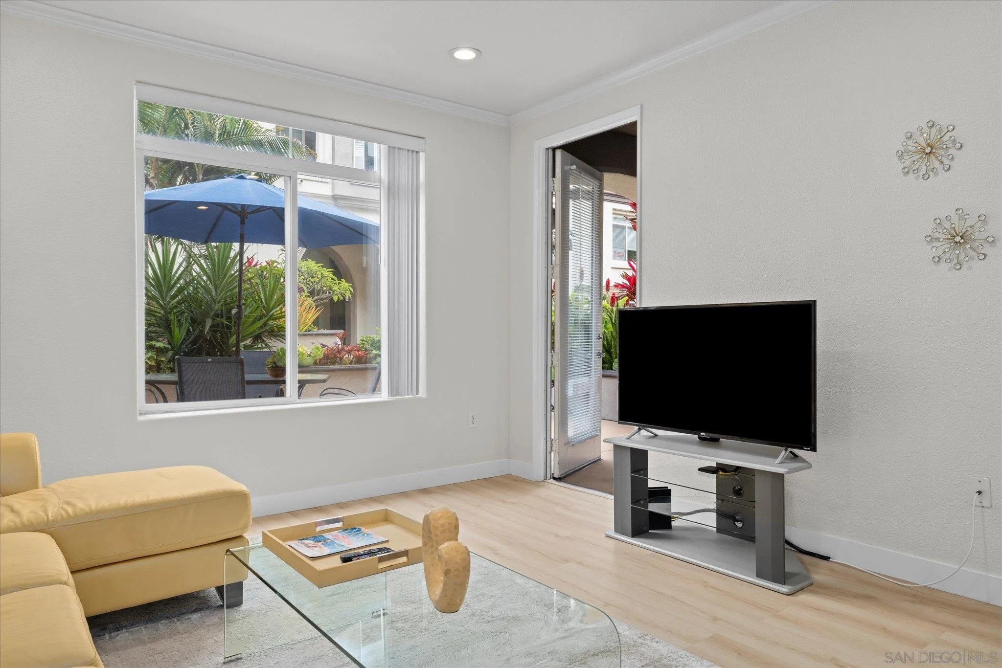 https://cdn.realtyfeed.com/cdn/127/250038991/d51e3e21d7f342006be37ab7af1e8c8f.webp