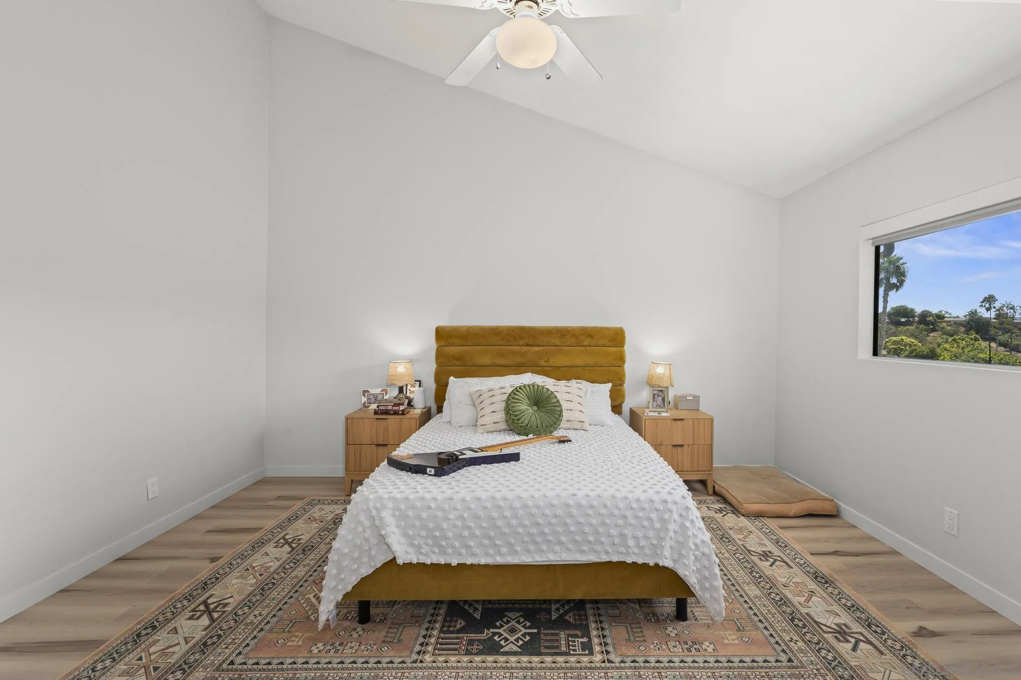 https://cdn.realtyfeed.com/cdn/127/250038993/44a3a8b09c270d4d43b708b15c633089.webp