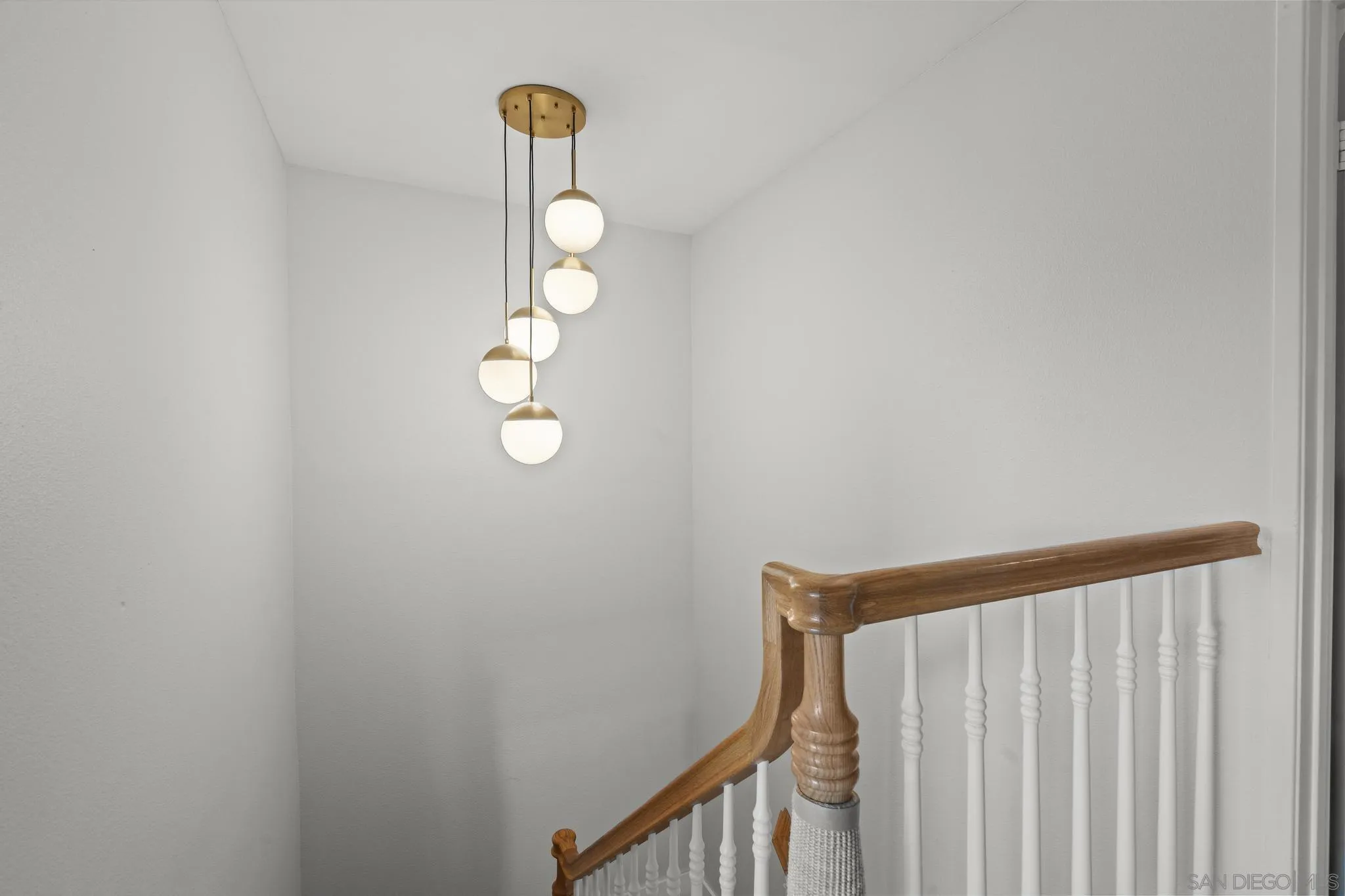 https://cdn.realtyfeed.com/cdn/127/250038993/d8a3cc94fae5ec2053dd85c3d5719341.webp