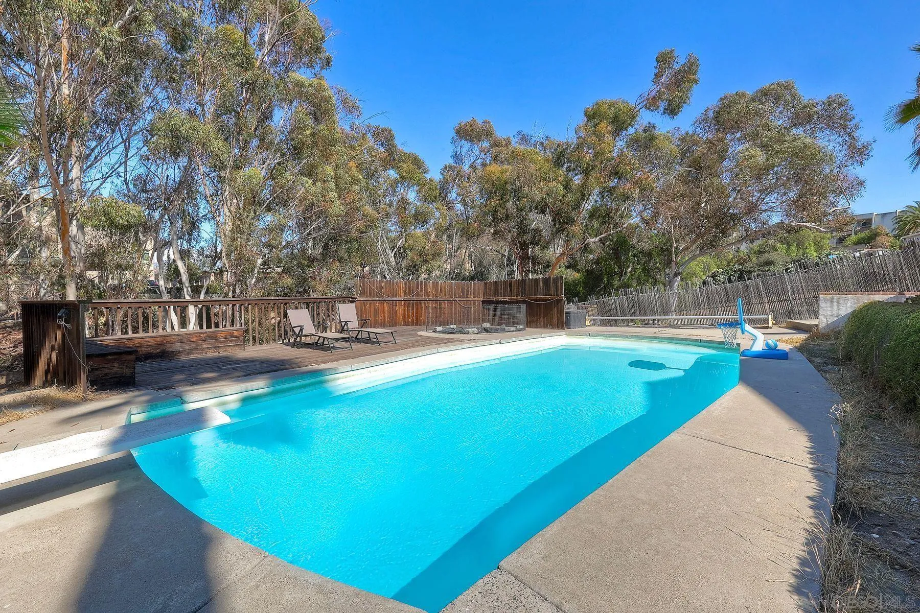 https://cdn.realtyfeed.com/cdn/127/250038996/7bfad993a27a0e614583f900e7a7af08.webp