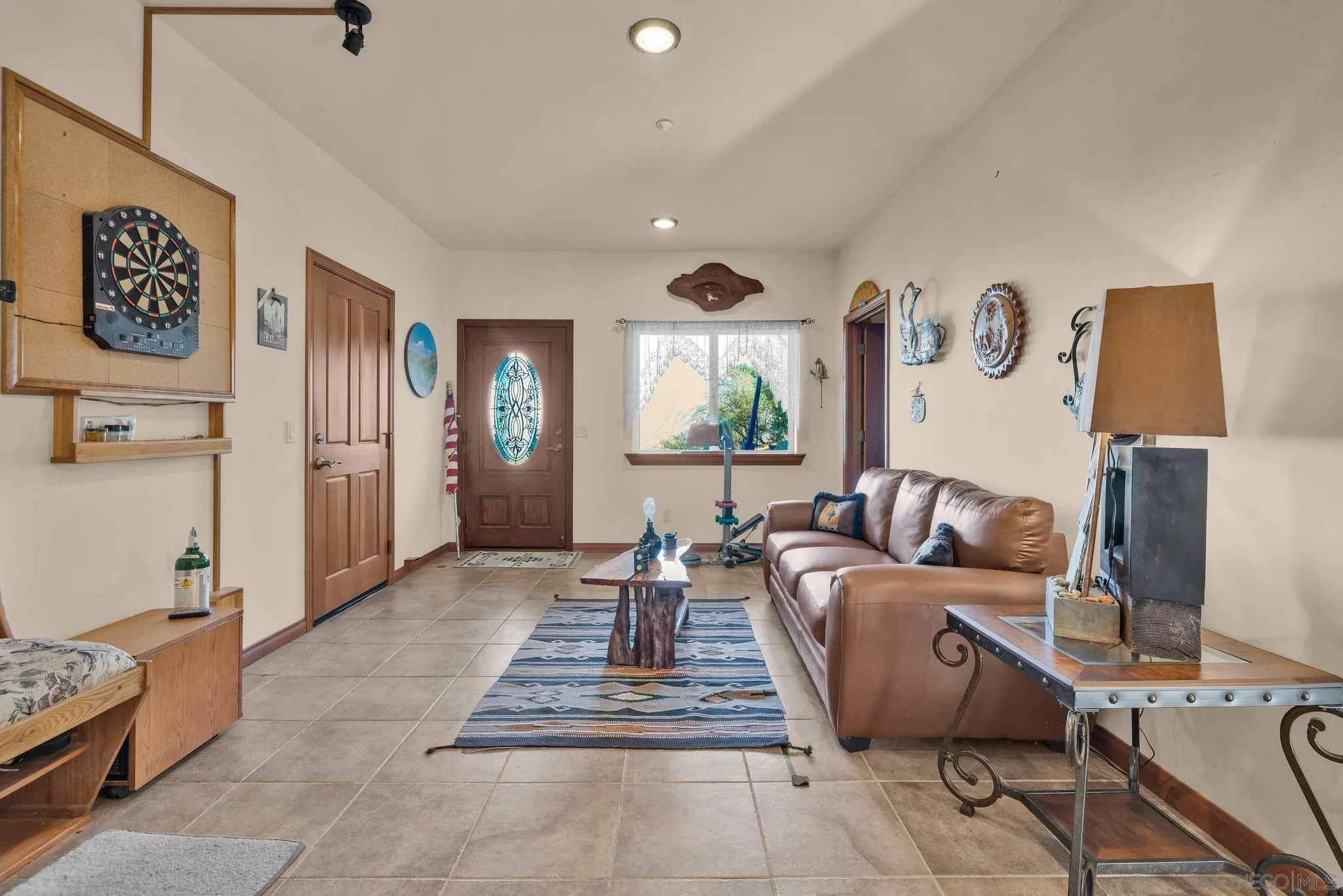 https://cdn.realtyfeed.com/cdn/127/250038999/bc038fb34d082bc868ef1ec0316e35d7.webp