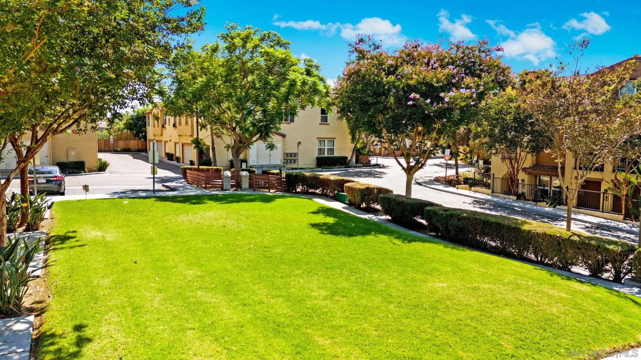 https://cdn.realtyfeed.com/cdn/127/250039005/3a75f9518eddb615c1fd8551cbe0d925.webp