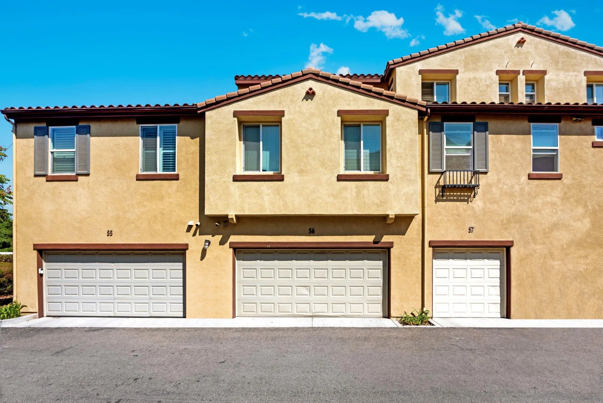 https://cdn.realtyfeed.com/cdn/127/250039005/85fdb8de4de8ba1bf5951ce32f7f938f.webp
