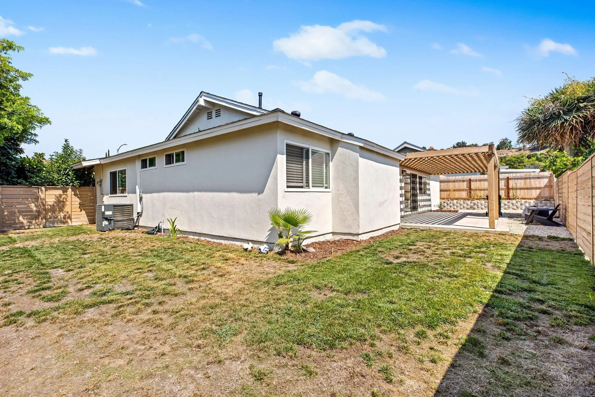 https://cdn.realtyfeed.com/cdn/127/250039007/5f89e516cb75d4e9efae4511a6986a23.webp