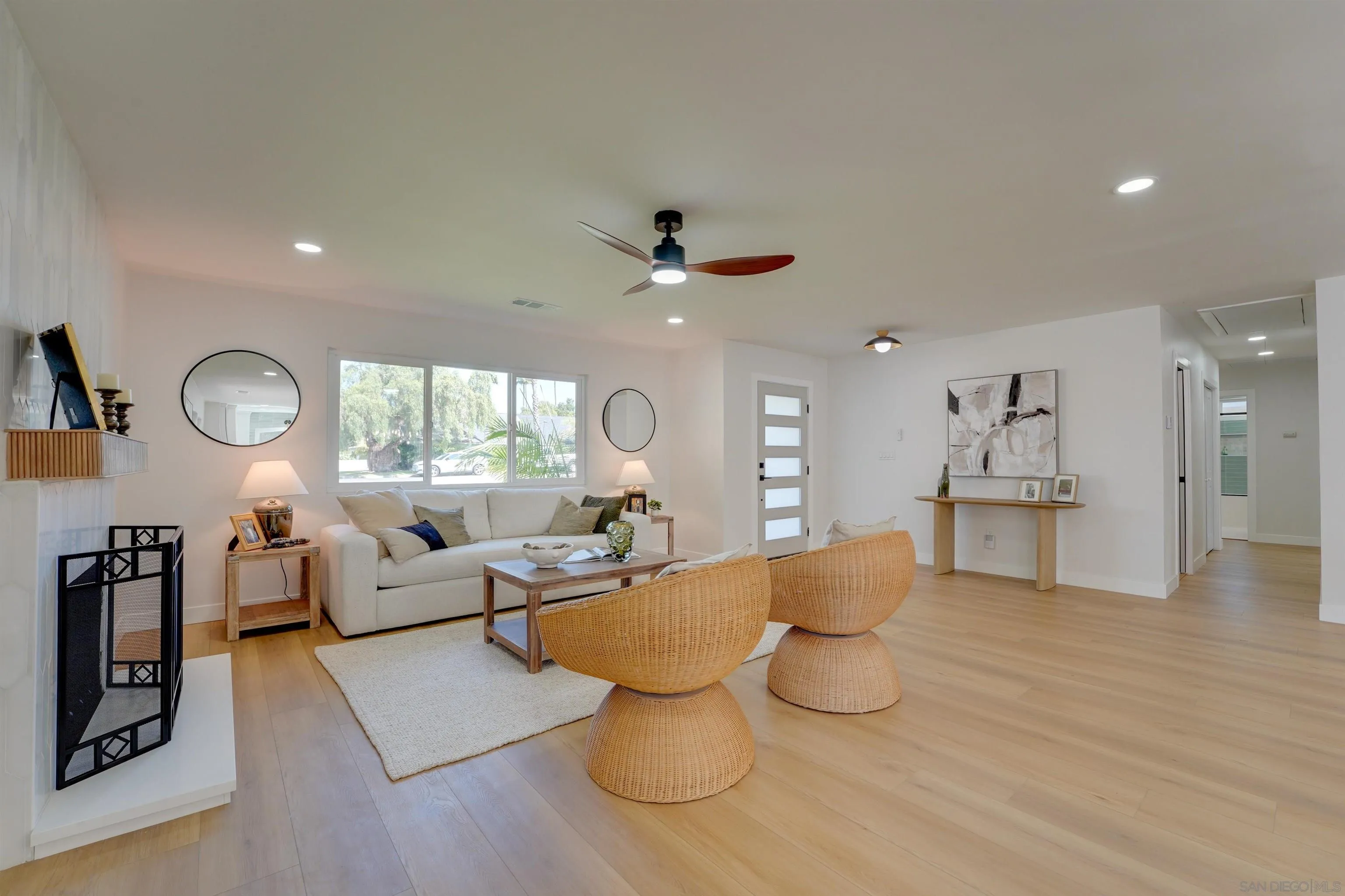 https://cdn.realtyfeed.com/cdn/127/250039017/9895b593f4794d8a552a327e96b274d6.webp