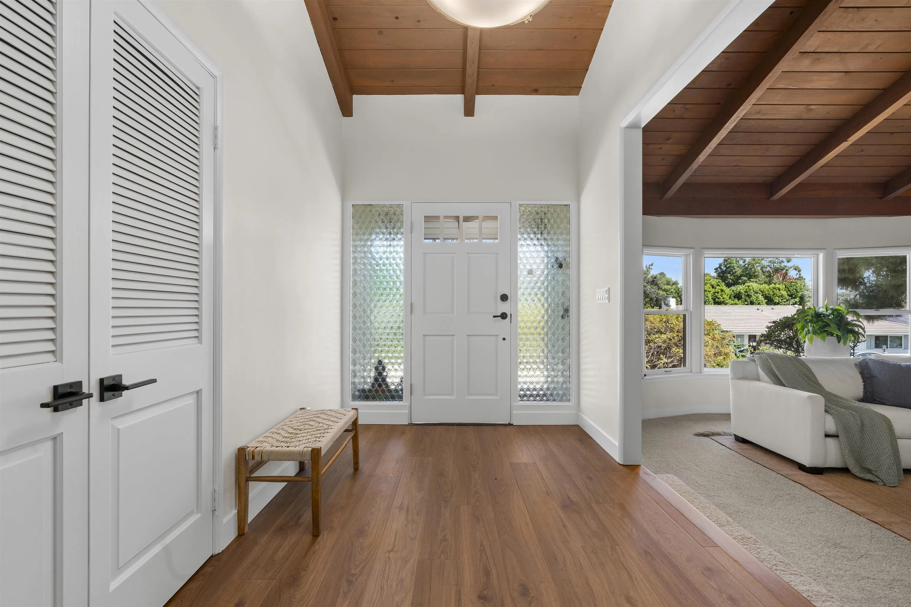 https://cdn.realtyfeed.com/cdn/127/250039024/2691d1aea99abd2bc5cfcb8bebc102d7.webp