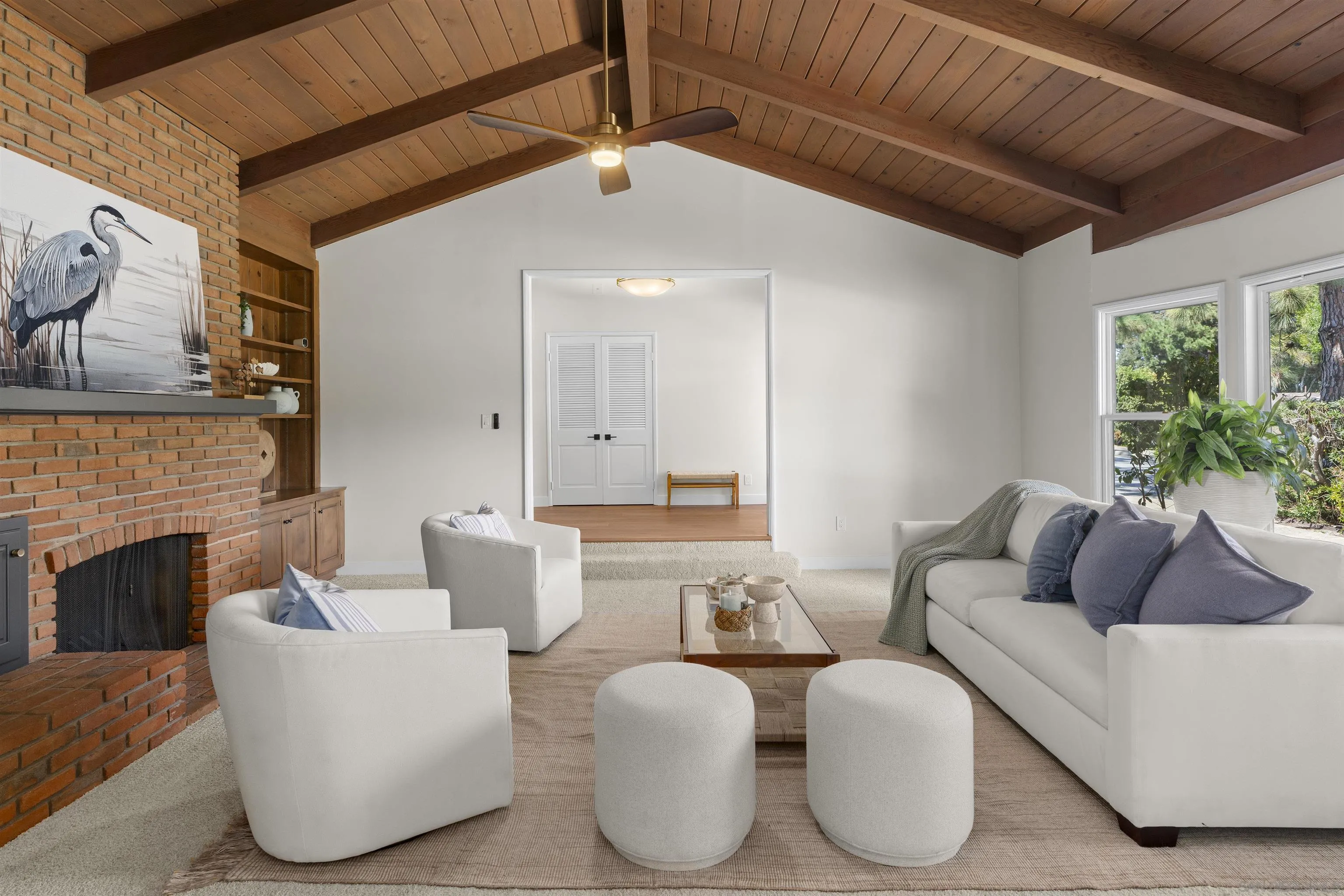 https://cdn.realtyfeed.com/cdn/127/250039024/8f355bae2eb95826d7add17e7a20484c.webp