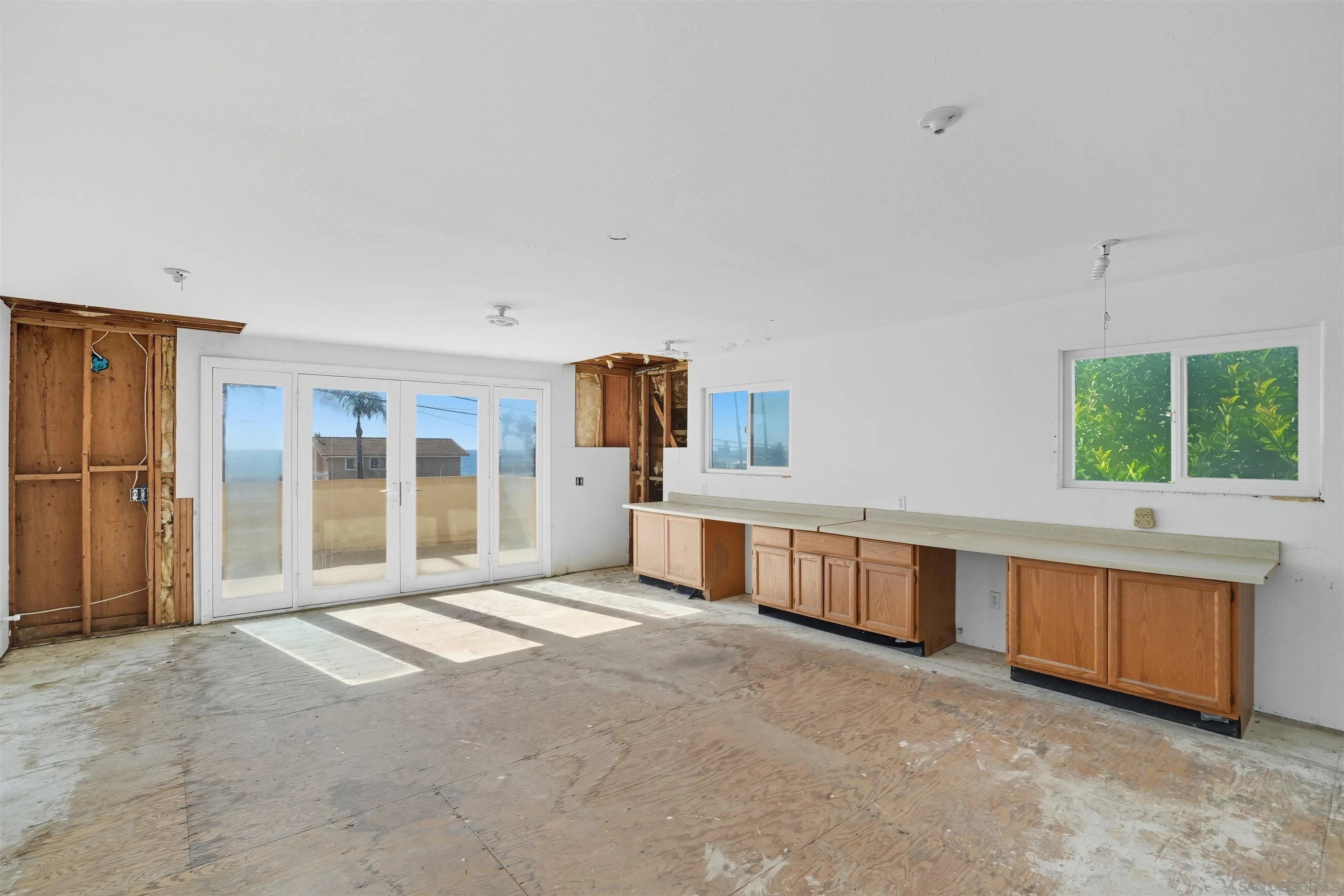 https://cdn.realtyfeed.com/cdn/127/250039030/0f23f9a8edd3c9987e272b919d3ec92b.webp