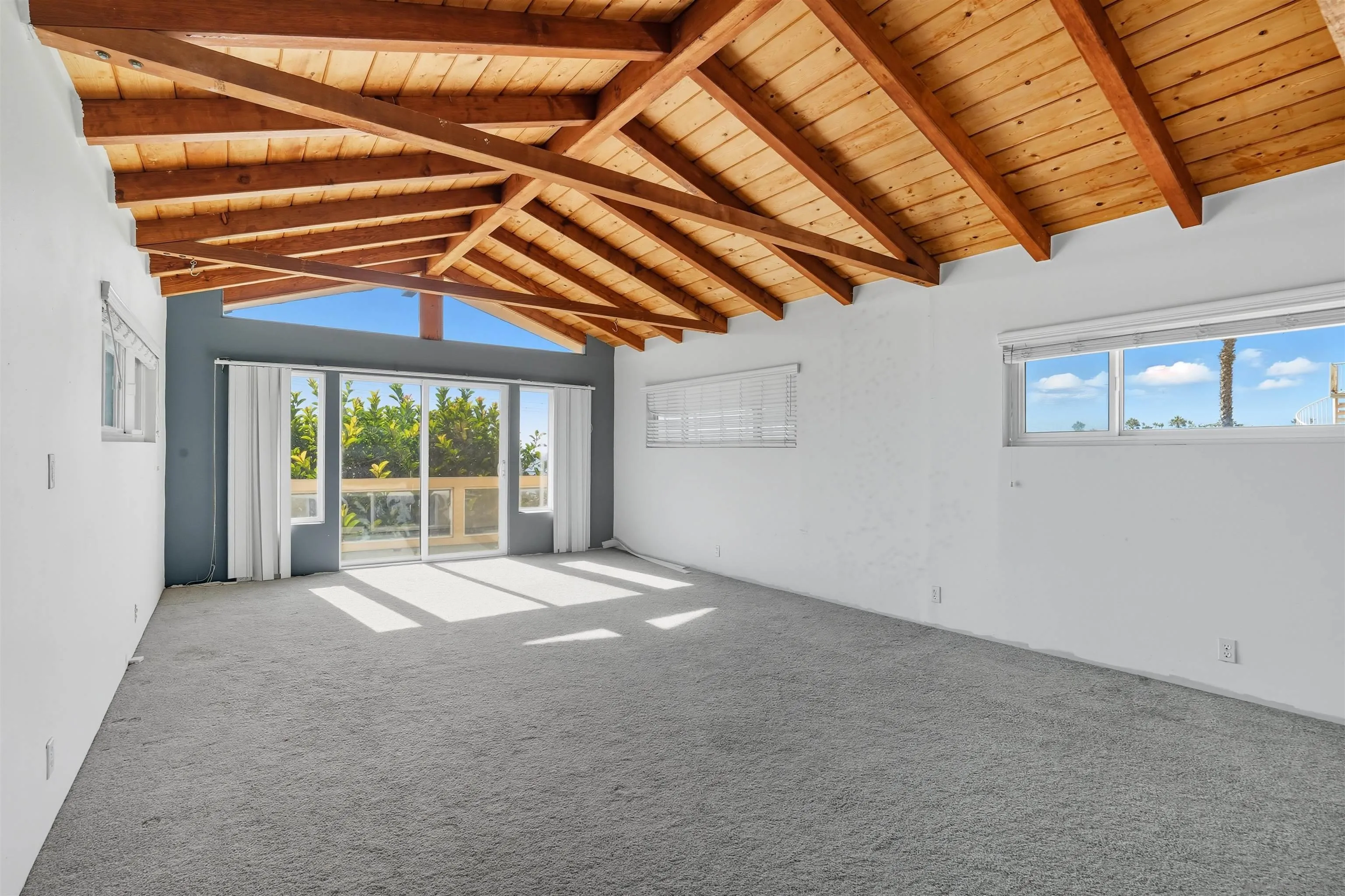 https://cdn.realtyfeed.com/cdn/127/250039030/7c7752c567294bf0f6cff7e63d51b47f.webp