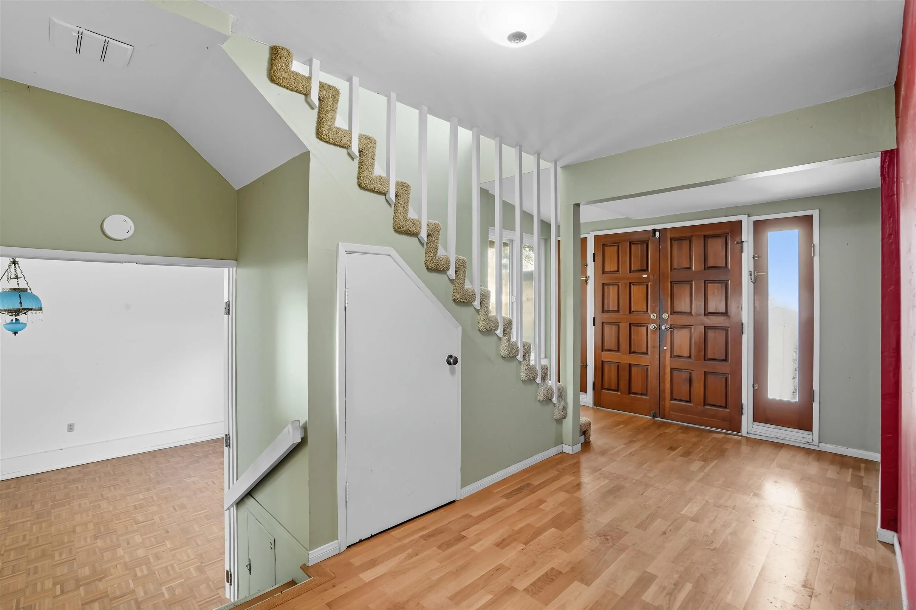 https://cdn.realtyfeed.com/cdn/127/250039030/f81395791e876573082e41c88ee73f11.webp