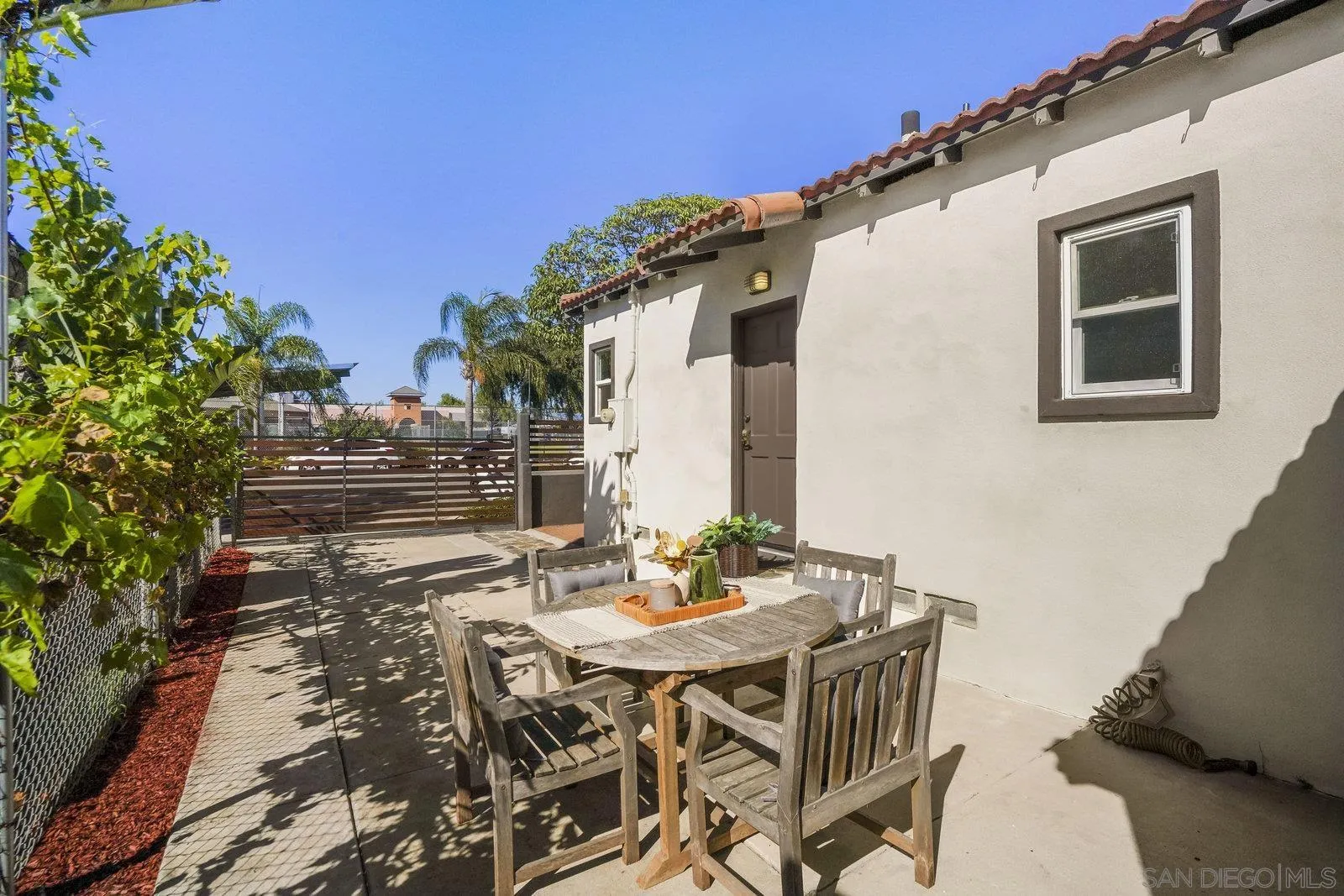 https://cdn.realtyfeed.com/cdn/127/250039039/f47483e856f3b6e6e49df33ed8cbdba8.webp