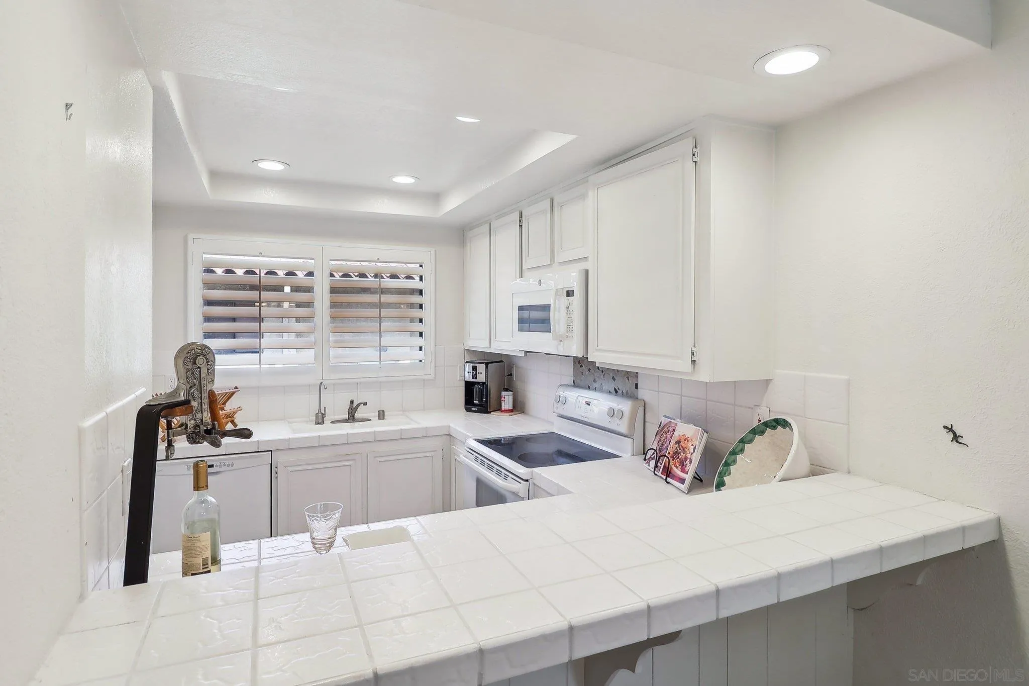 1933 Alga Road UNIT C, Carlsbad, CA, 92009