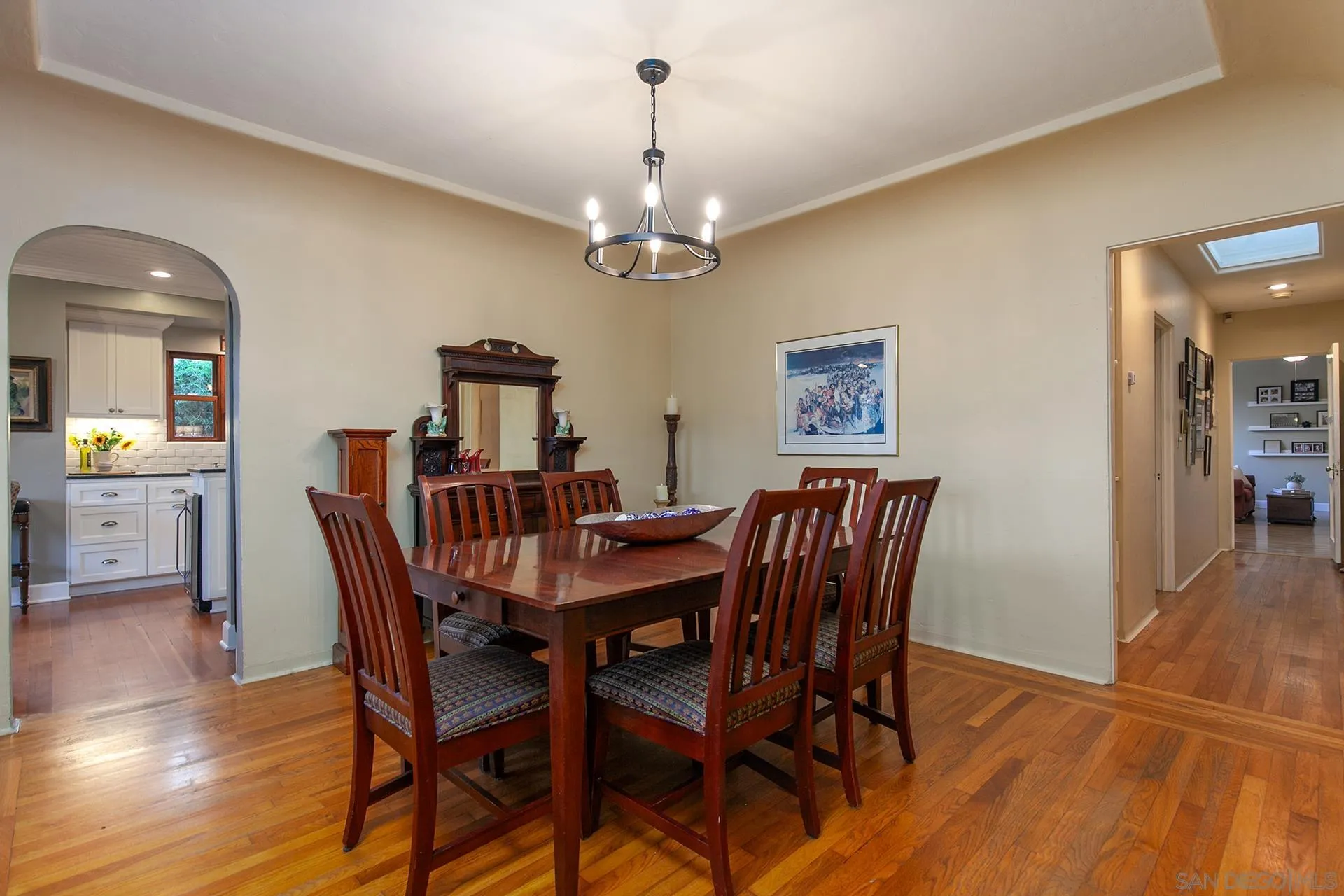 https://cdn.realtyfeed.com/cdn/127/250039048/fc8b4607a06cd24d72f79276e1ae5ded.webp
