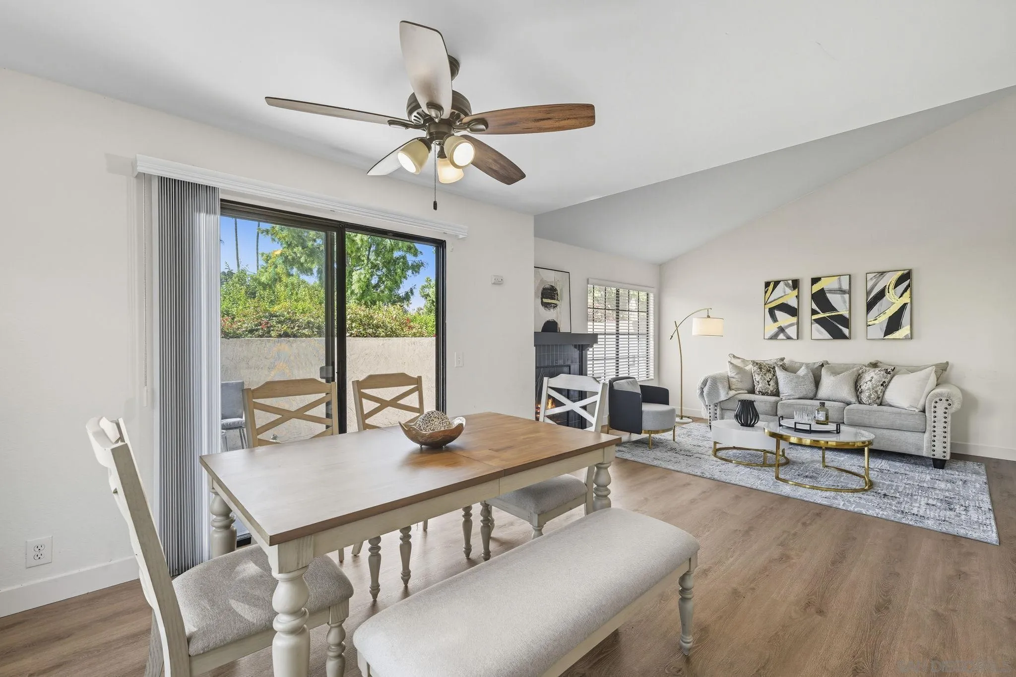 https://cdn.realtyfeed.com/cdn/127/250039053/9a97c67b36aa116e5f75e475a6d9ace2.webp