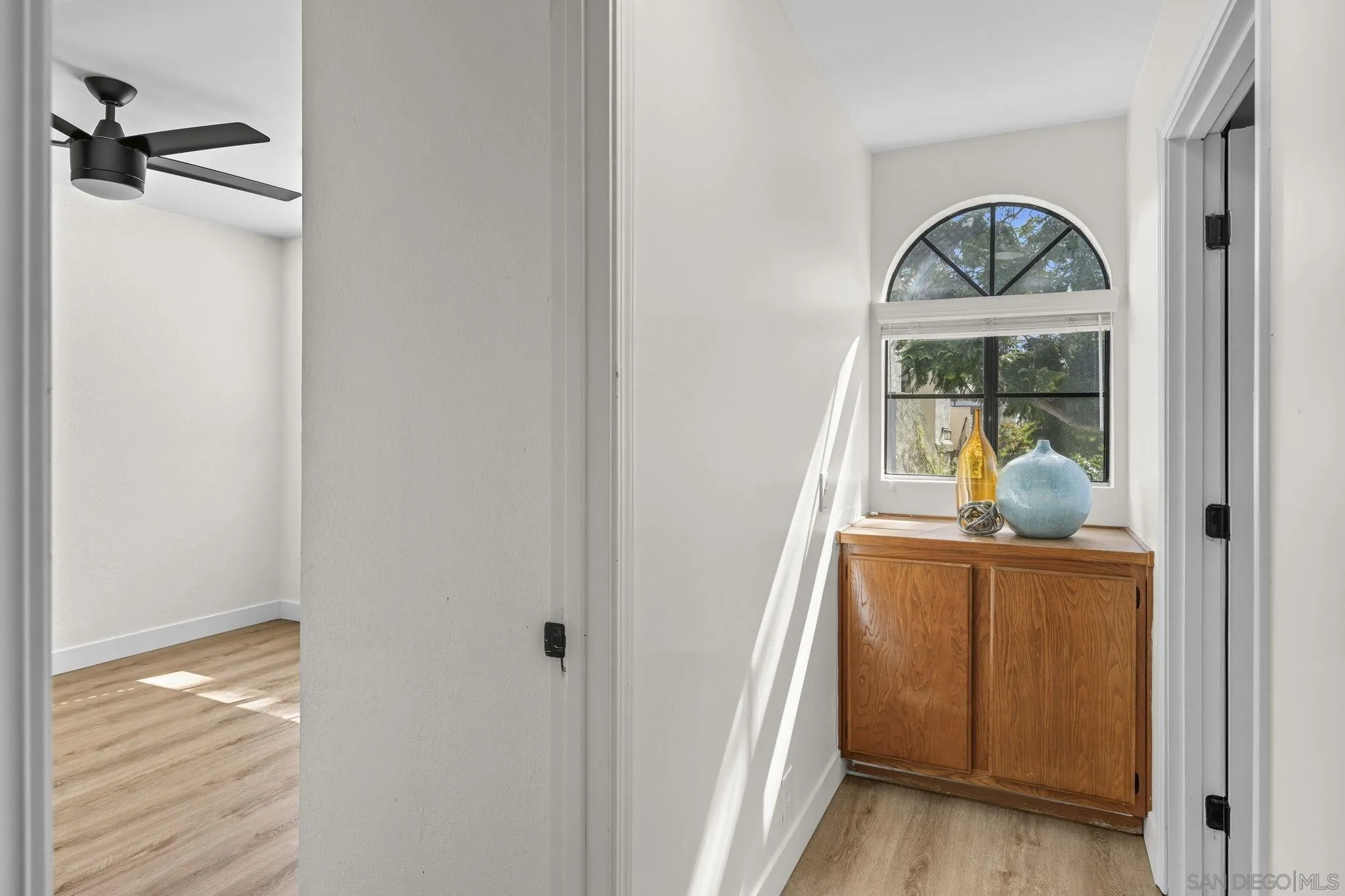 https://cdn.realtyfeed.com/cdn/127/250039053/f16c866d1f221bd9621dad1b7ecfeef0.webp