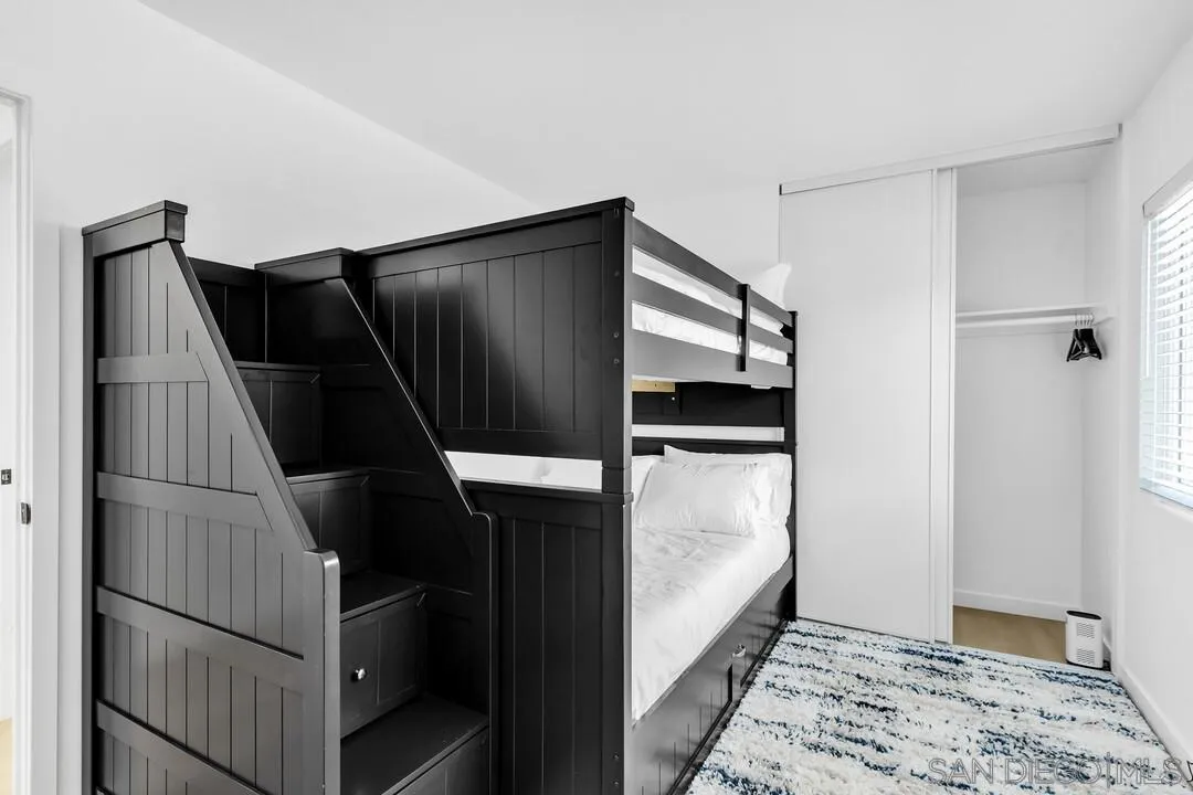 https://cdn.realtyfeed.com/cdn/127/250039055/b6898cc5506d51a651de2a9b5835d717.webp