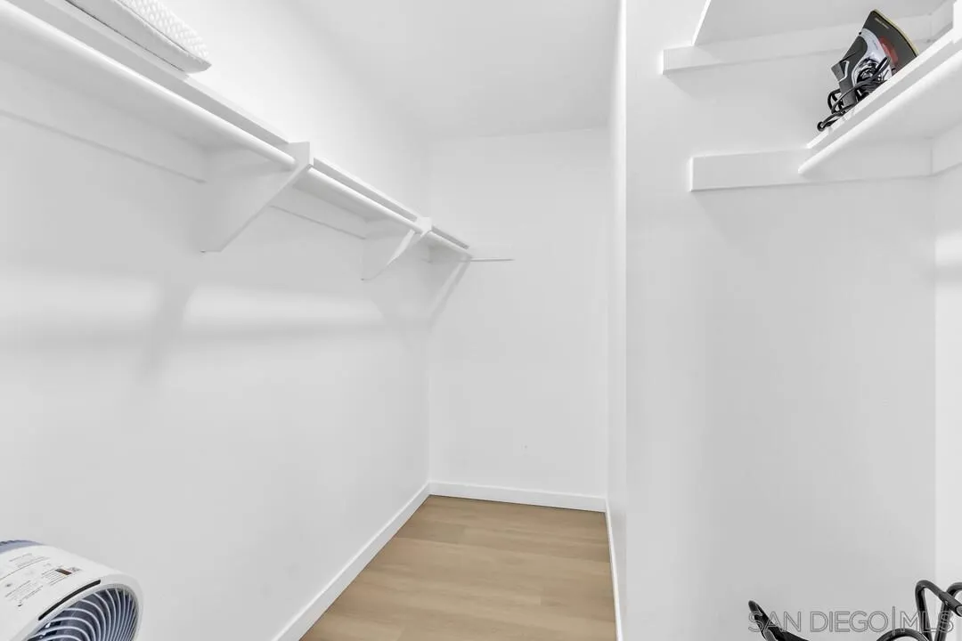 https://cdn.realtyfeed.com/cdn/127/250039055/e912775cd631cfb2b48c9a0c6faafed3.webp
