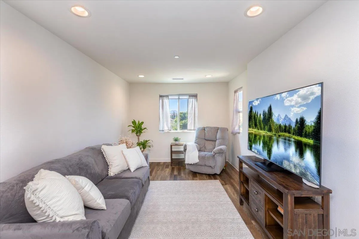 https://cdn.realtyfeed.com/cdn/127/250039059/b9d1dc2f86e253c865b86c20d9a78526.webp