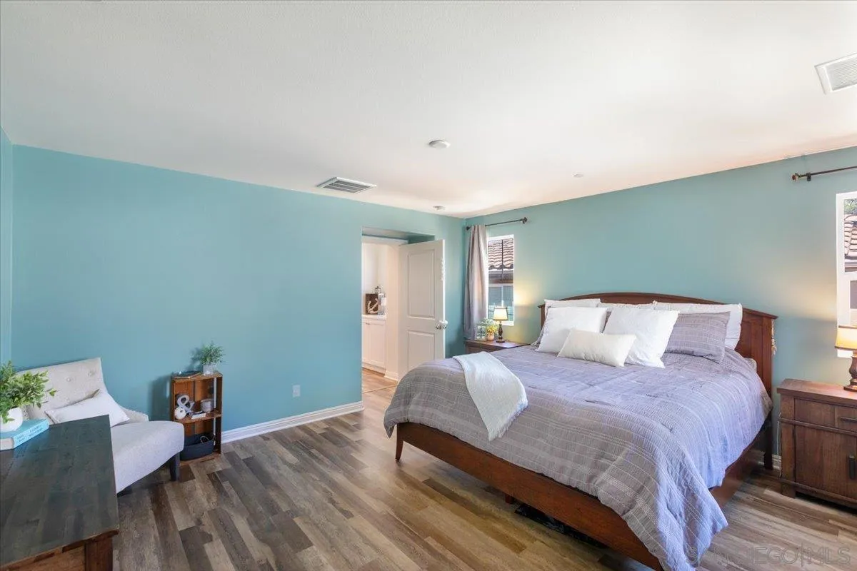 https://cdn.realtyfeed.com/cdn/127/250039059/ba9d9da49c0ef6069cc77a2b40de5a87.webp