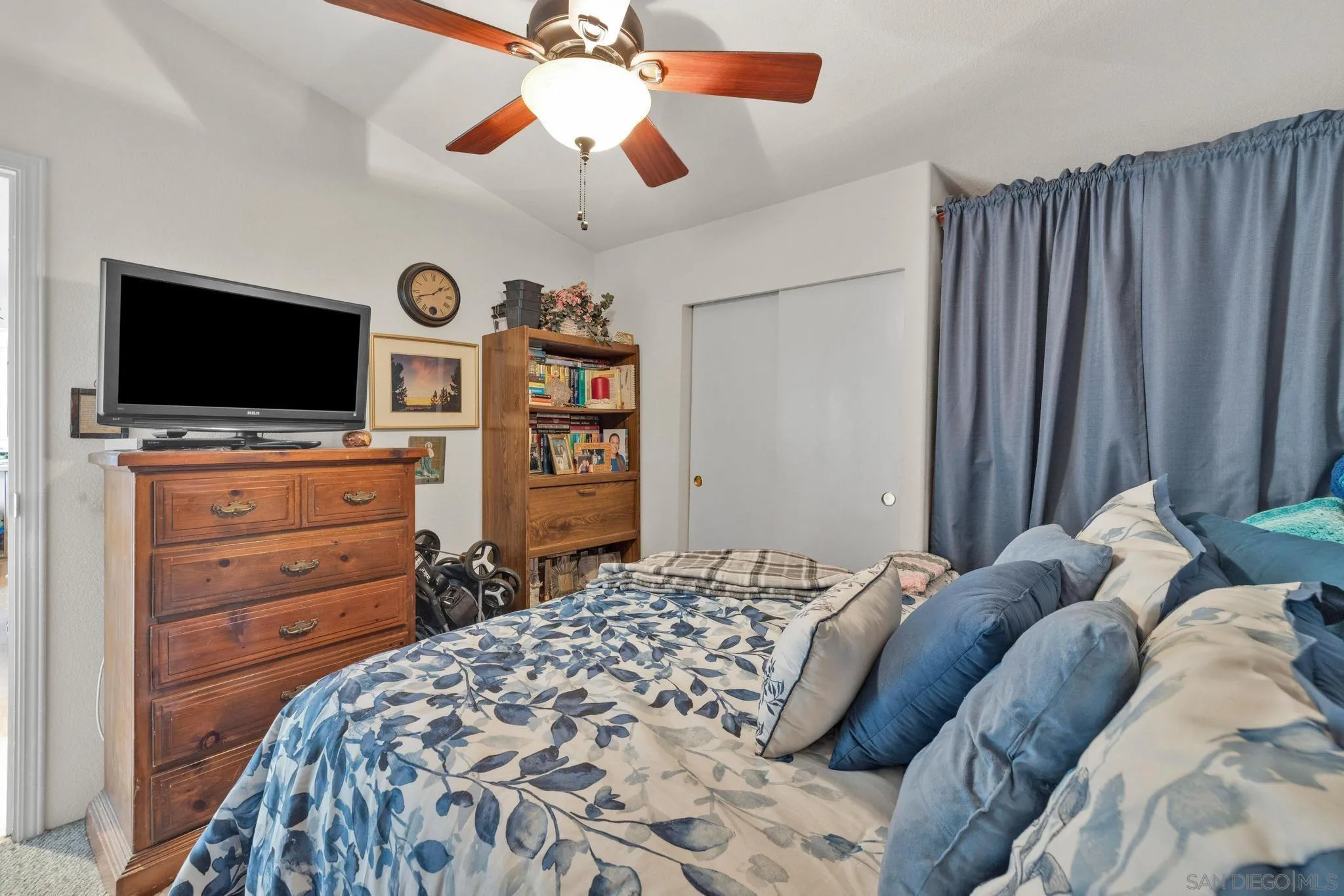 https://cdn.realtyfeed.com/cdn/127/250039063/ebff7f650d3d30d153d0002fbc40bd12.webp