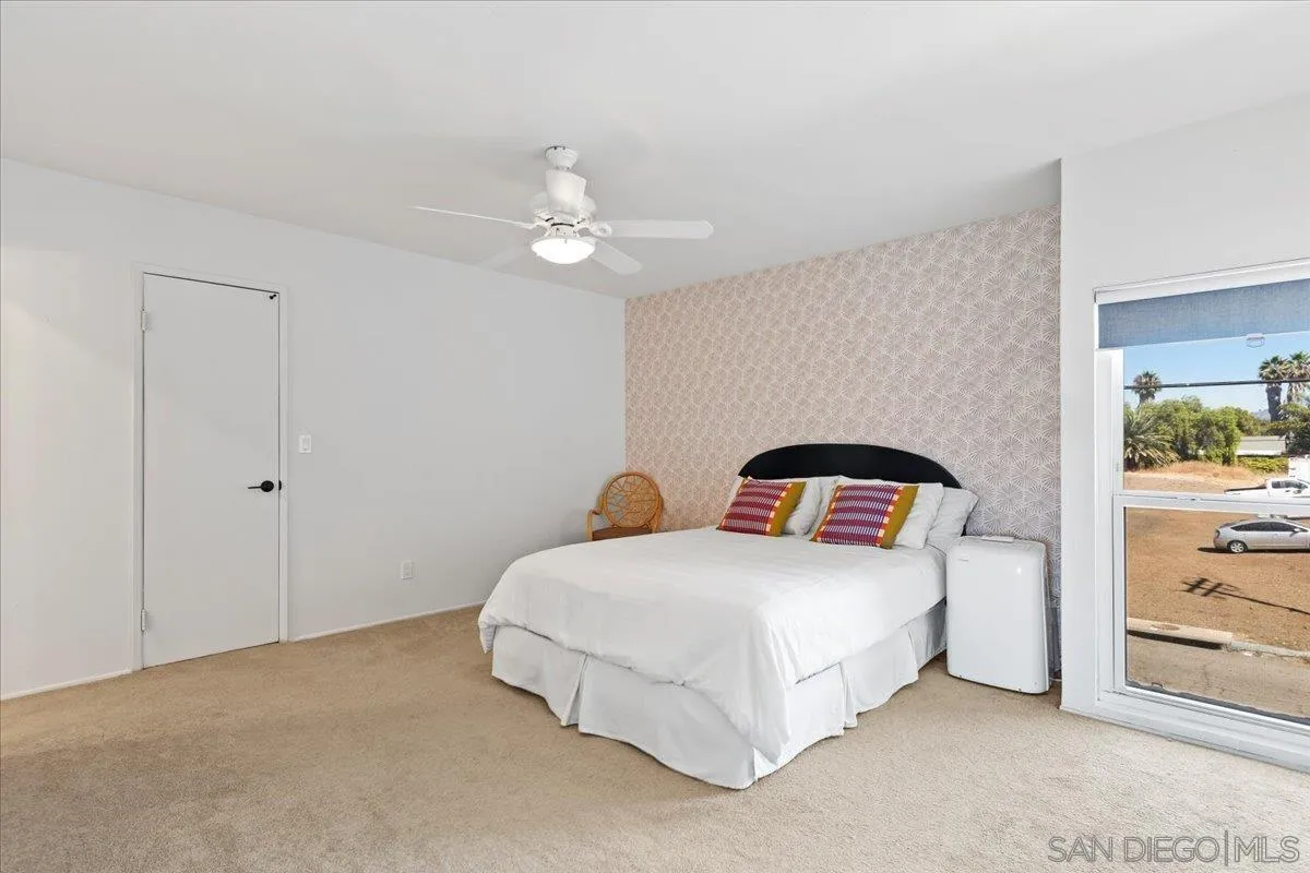 https://cdn.realtyfeed.com/cdn/127/250039071/e97a8a4cdc97b61c831a20514f0ec86c.webp