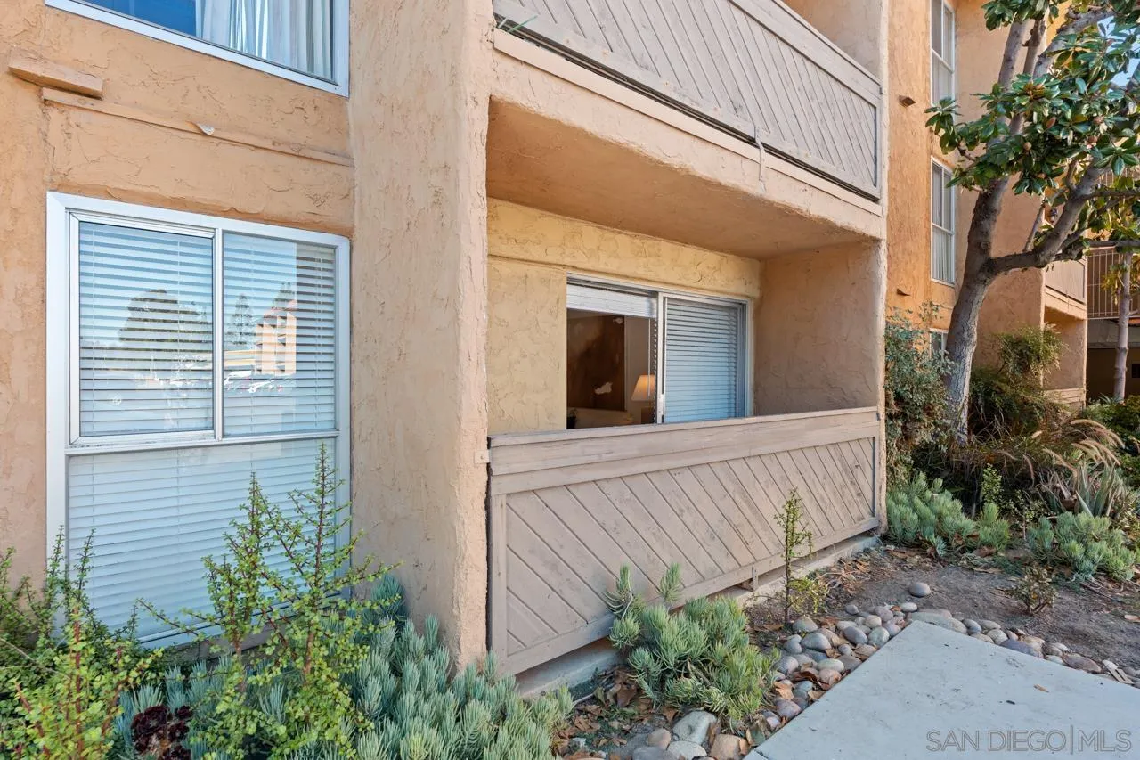 https://cdn.realtyfeed.com/cdn/127/250039074/fa7bb1970d21e06edabf47446ff5ccd1.webp