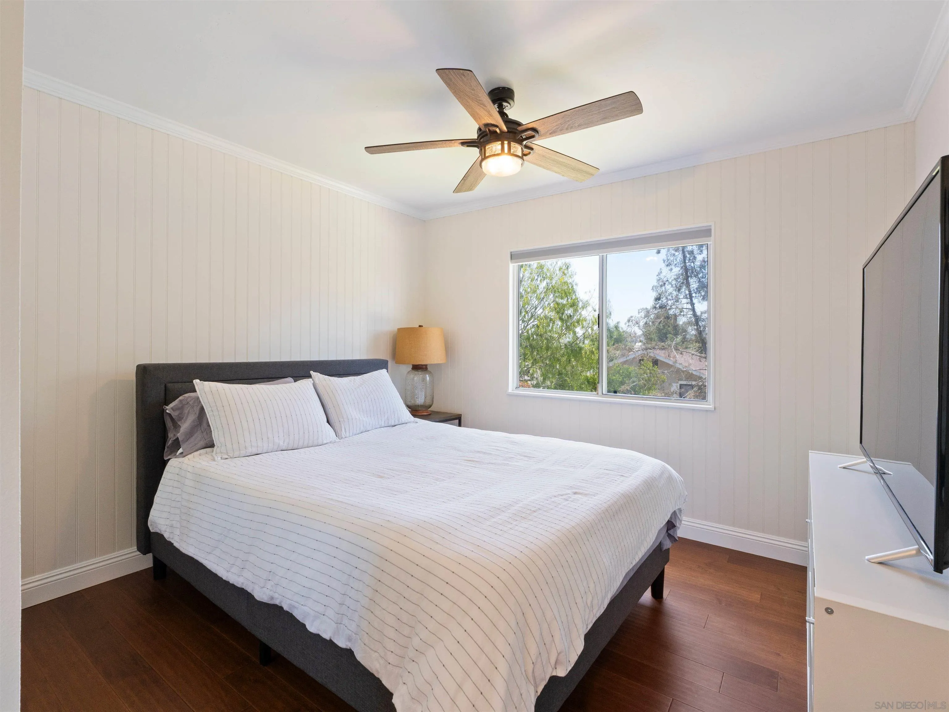 https://cdn.realtyfeed.com/cdn/127/250039075/2f0a69e9a930e60ff542f9dfc3e2b95b.webp