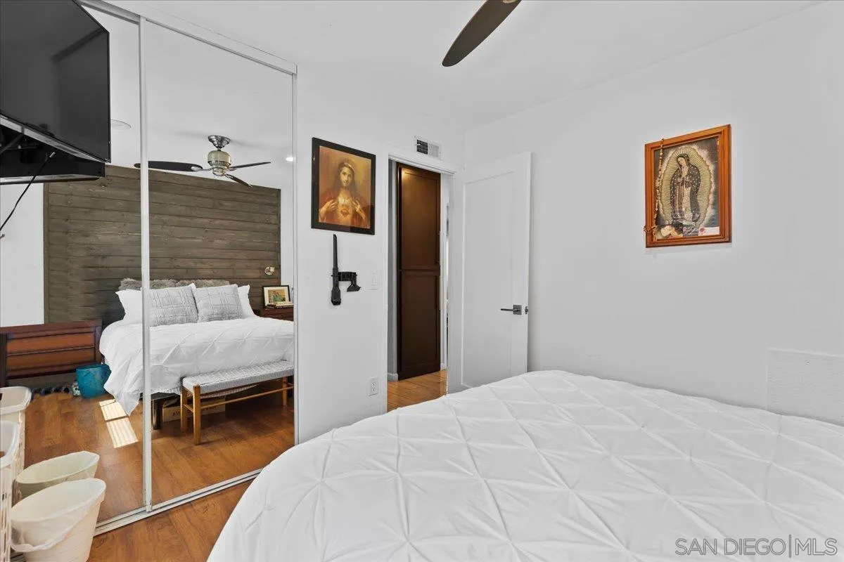 https://cdn.realtyfeed.com/cdn/127/250039077/72fe291421f39de967e075ae060180a7.webp