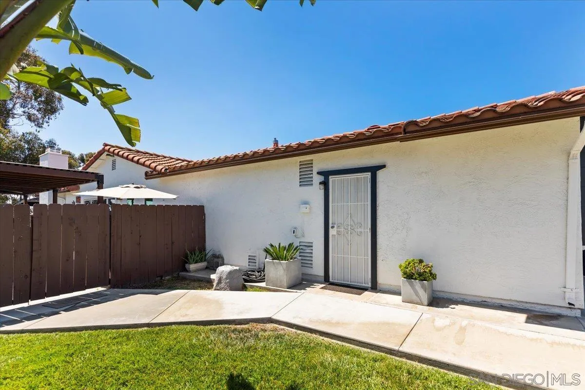 https://cdn.realtyfeed.com/cdn/127/250039077/c1037f1257e8a30e4462800ae7621d3e.webp