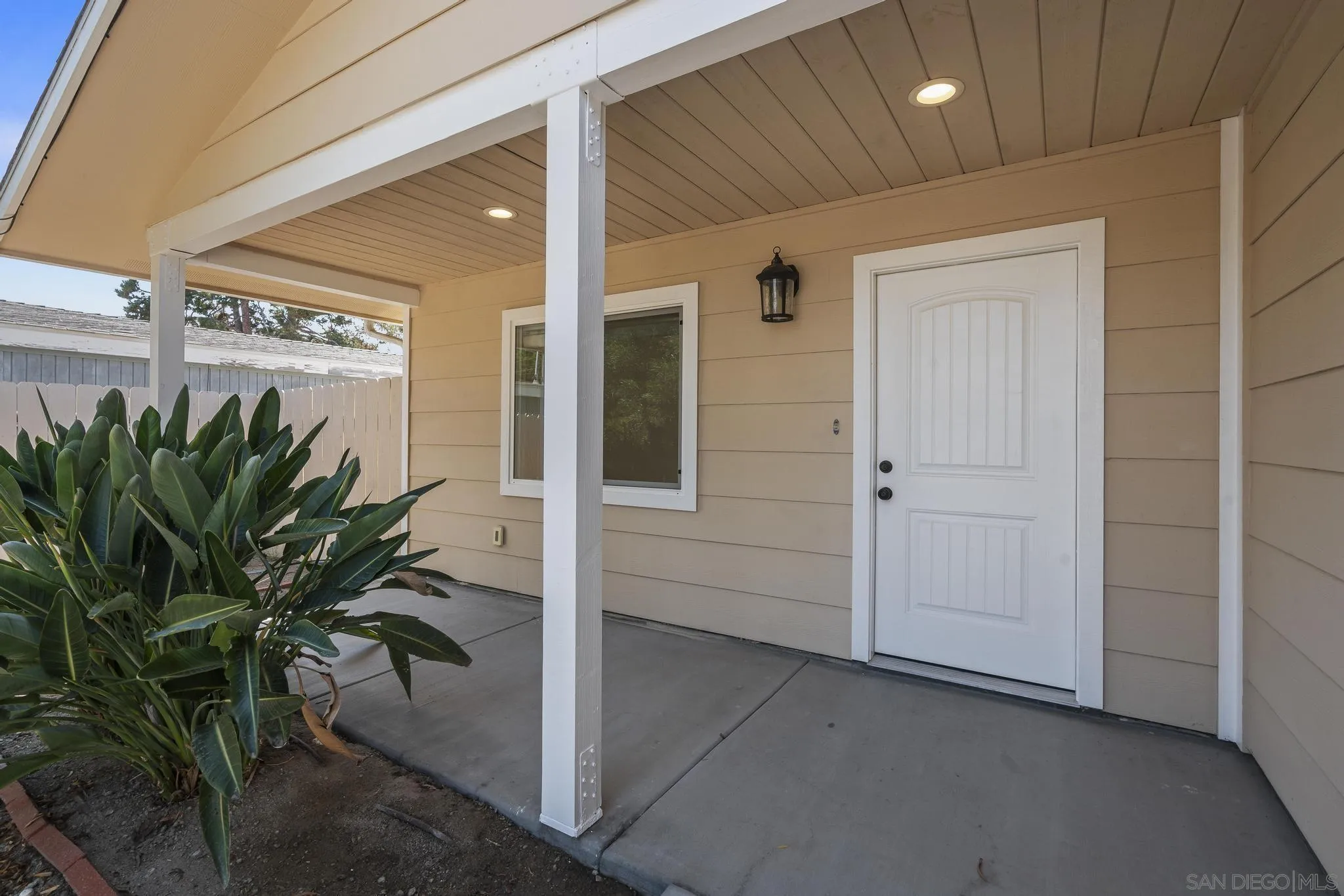 https://cdn.realtyfeed.com/cdn/127/250039078/964f3eddc0db8ceca80c9e1a8974c684.webp