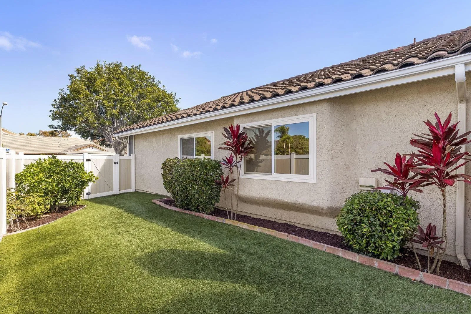 https://cdn.realtyfeed.com/cdn/127/250039081/529f0e0d2b22e9b1b5affd632dee17e8.webp