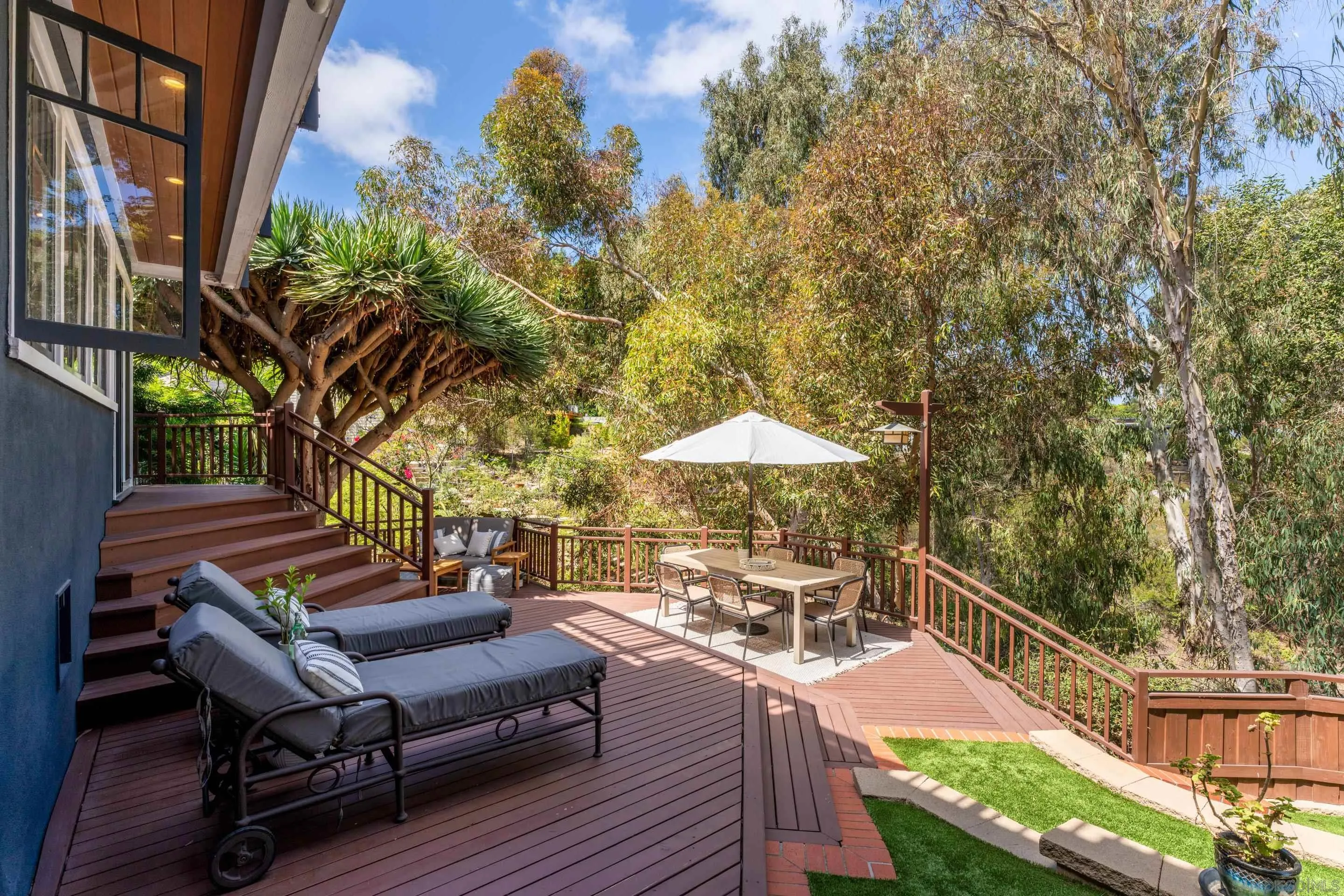 https://cdn.realtyfeed.com/cdn/127/250039083/92f67a5e25427e288cae922fb40e4e79.webp