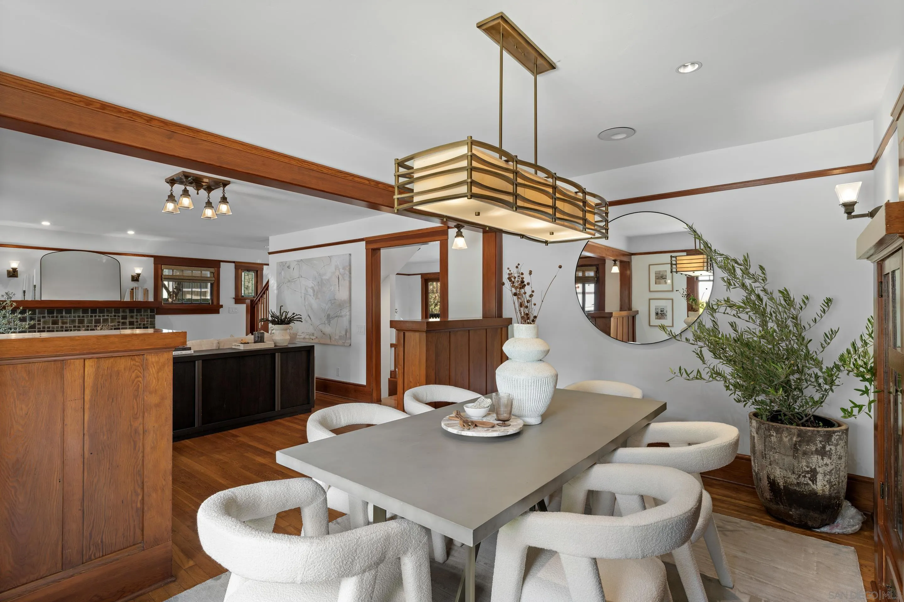 https://cdn.realtyfeed.com/cdn/127/250039083/c6e7baf3ed3cf87b3a0a92d2e08dfd98.webp