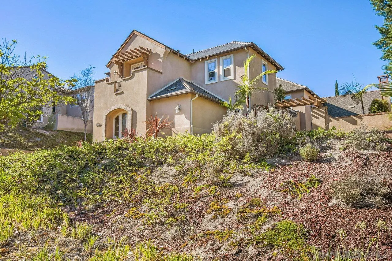 https://cdn.realtyfeed.com/cdn/127/250039086/69e9836f8541790c9609e3a367bba21c.webp