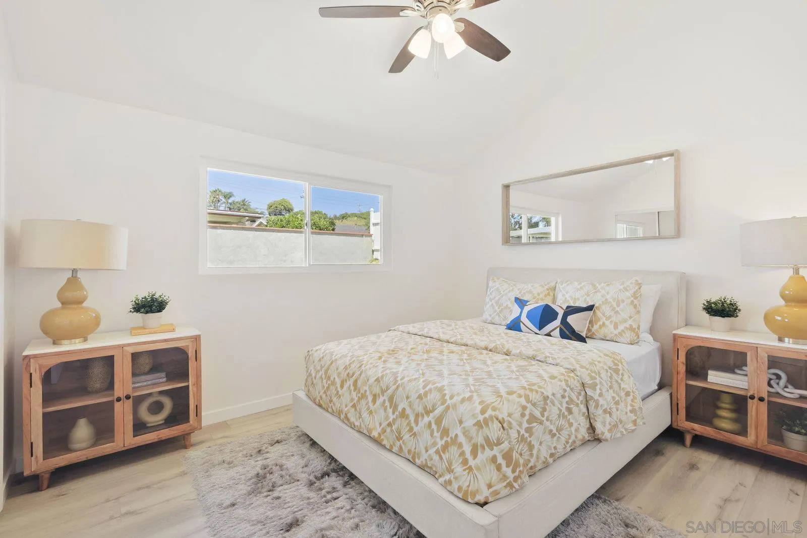 https://cdn.realtyfeed.com/cdn/127/250039087/93f78f1267d6f4f1a3b622a1f37cabfa.webp