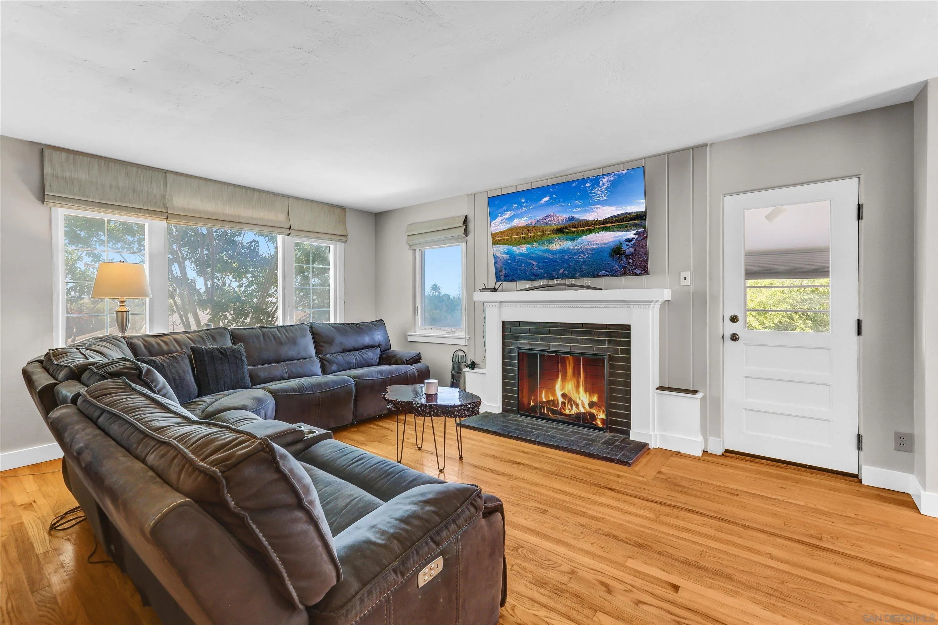 https://cdn.realtyfeed.com/cdn/127/250039090/4e5e1d38434a68b978eb7edc22f20fcd.webp