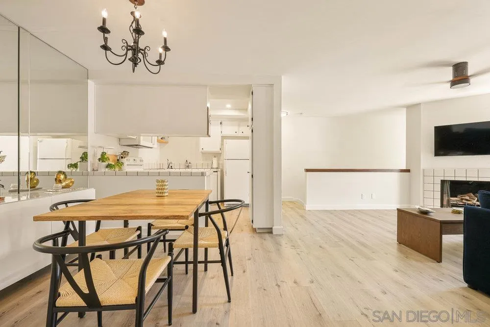 Photo #12: 250039092 Listing: Photo #12