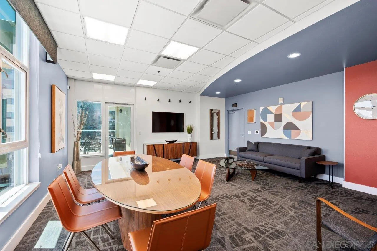 https://cdn.realtyfeed.com/cdn/127/250039093/28493f8b957c9a757d7927b429b8b11e.webp